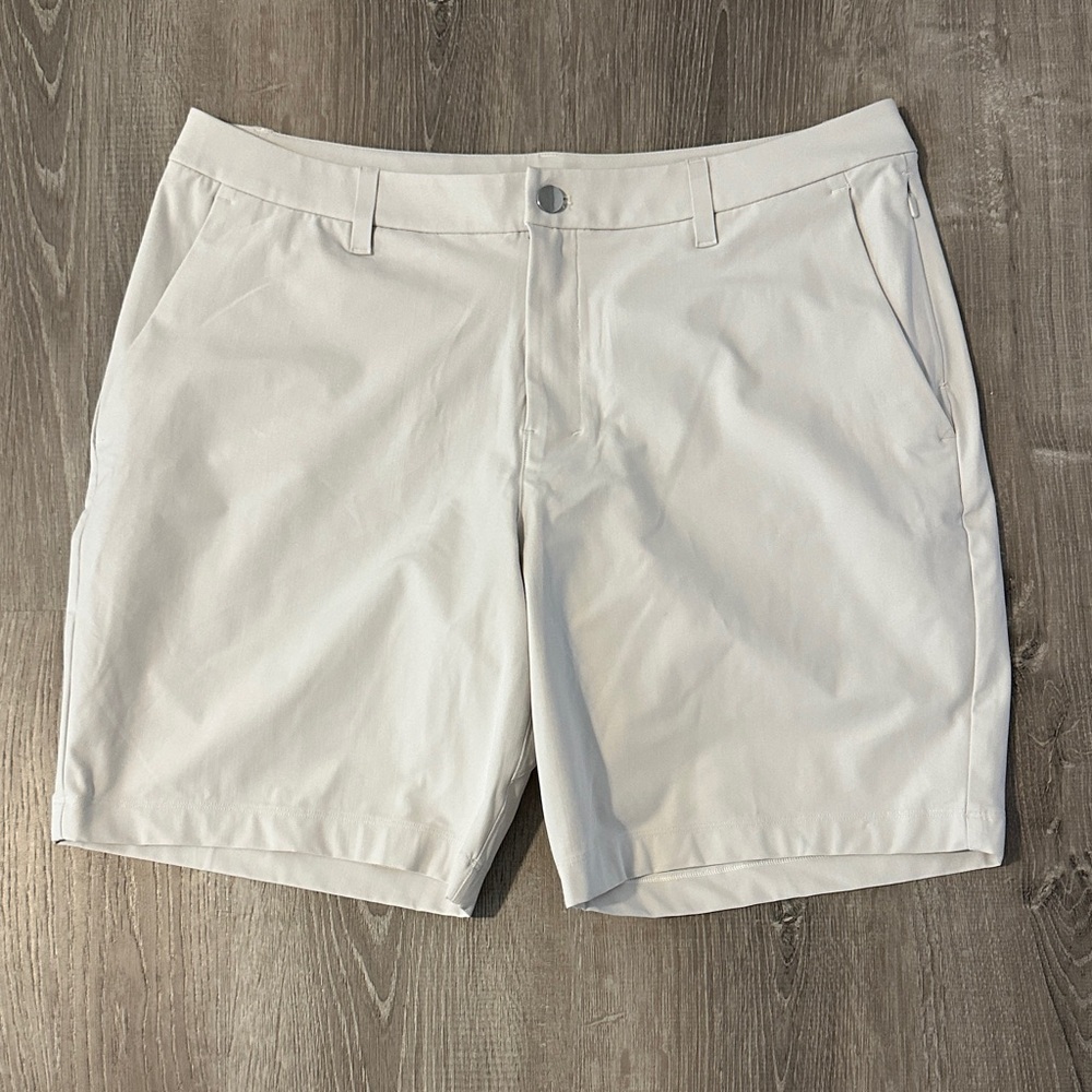 lululemon athletica White Men’s Flat Front Shorts